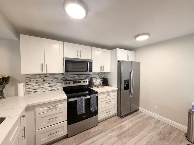 11 Royal Palm Way Ph 303, Boca Raton, FL 33432
