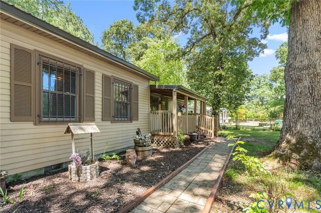 7961 Martin Luther King Hwy, Spring Grove, VA 23881