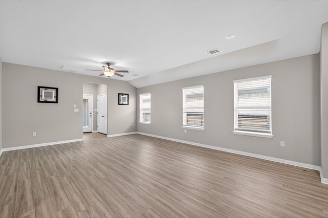 383 Brandywine RD, Hutto, TX 78634