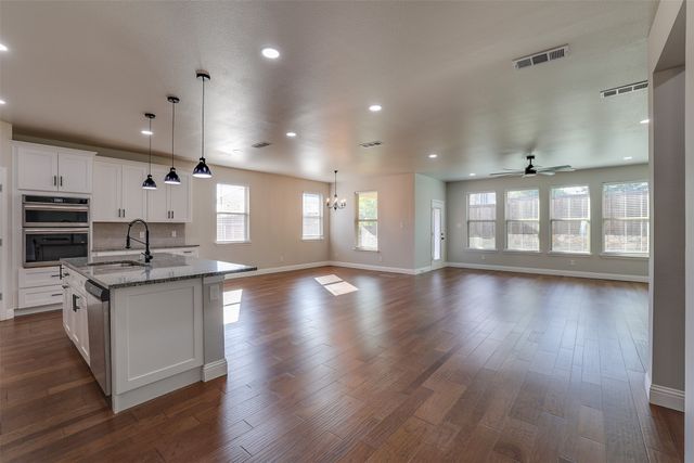 1804 Eastwood Court, Mansfield, TX 76063