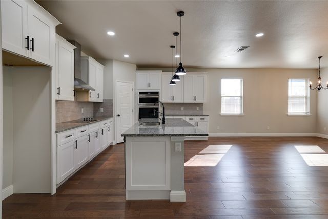 1804 Eastwood Court, Mansfield, TX 76063