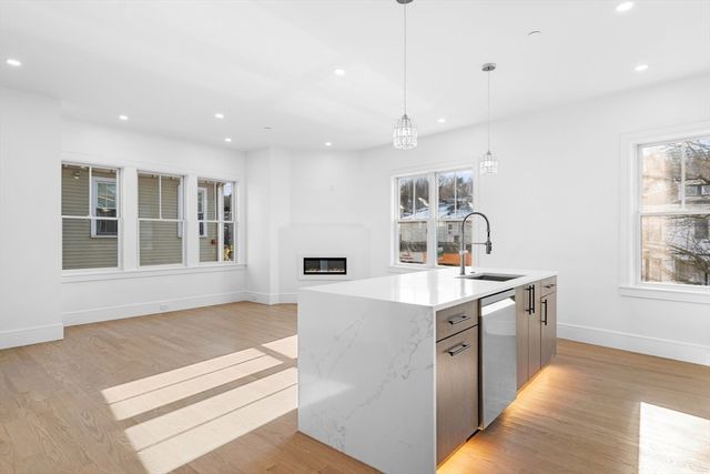 143 Tremont St 1, Boston, MA 02135