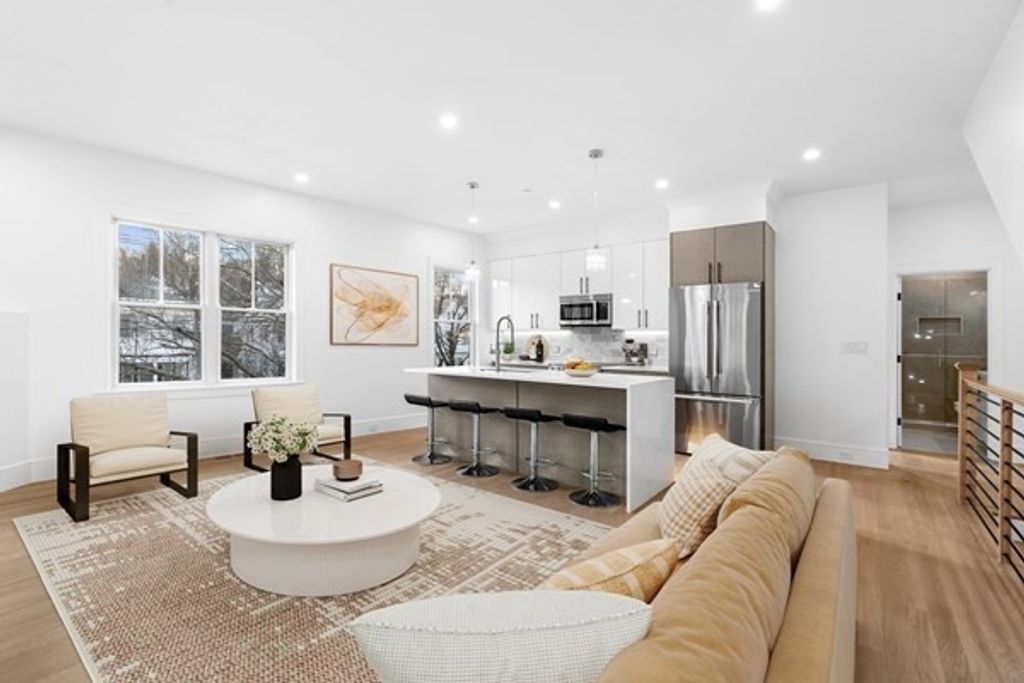 143 Tremont St 1, Boston, MA 02135