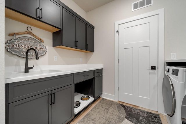 N57W20799 Dunbar COURT, Menomonee Falls, WI 53051