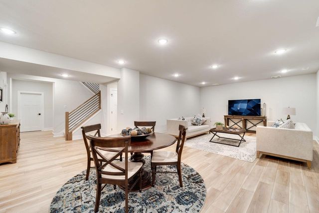 N57W20799 Dunbar COURT, Menomonee Falls, WI 53051