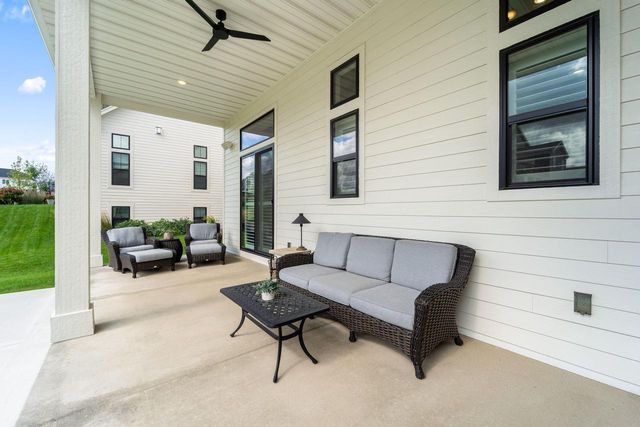 N57W20799 Dunbar COURT, Menomonee Falls, WI 53051