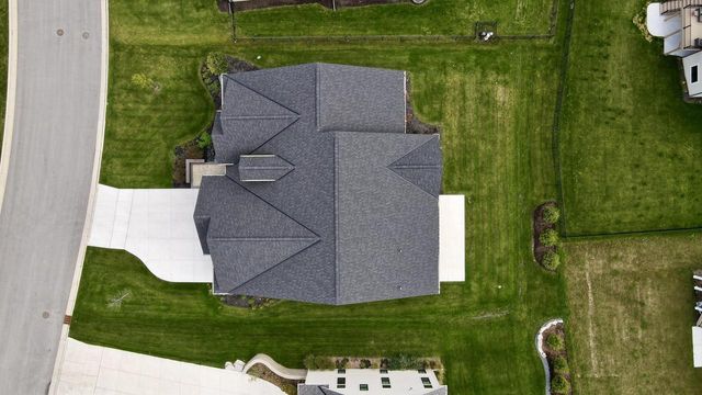 N57W20799 Dunbar COURT, Menomonee Falls, WI 53051