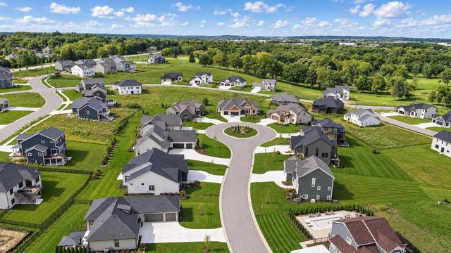 N57W20799 Dunbar COURT, Menomonee Falls, WI 53051