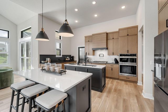 N57W20799 Dunbar COURT, Menomonee Falls, WI 53051