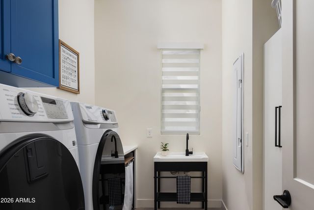 3548 E BLOOMFIELD Parkway, Gilbert, AZ 85296