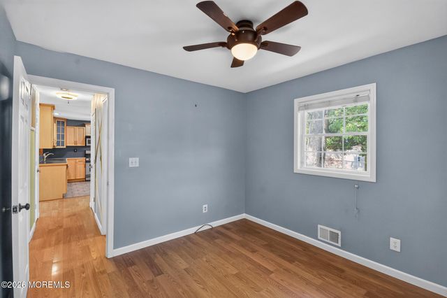 40 Annapolis Road, Toms River, NJ 08757