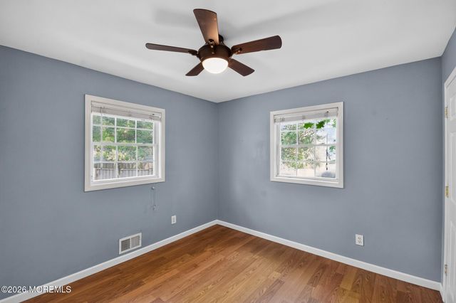40 Annapolis Road, Toms River, NJ 08757