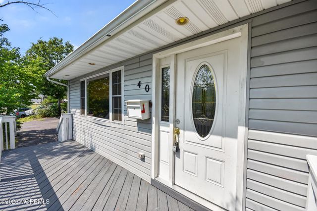 40 Annapolis Road, Toms River, NJ 08757