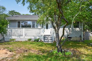 40 Annapolis Road, Toms River, NJ 08757