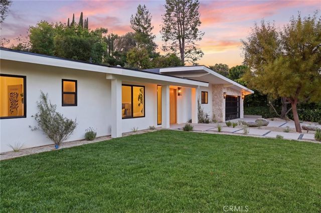 4615 El Caballero Drive, Tarzana, CA 91356