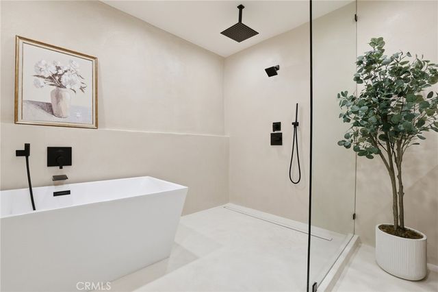 4615 El Caballero Drive, Tarzana, CA 91356