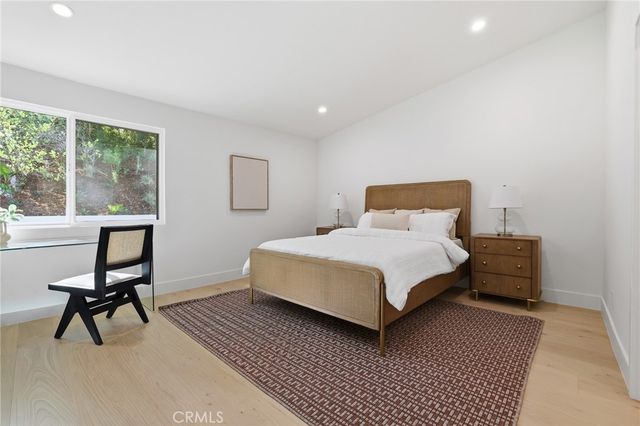 4615 El Caballero Drive, Tarzana, CA 91356