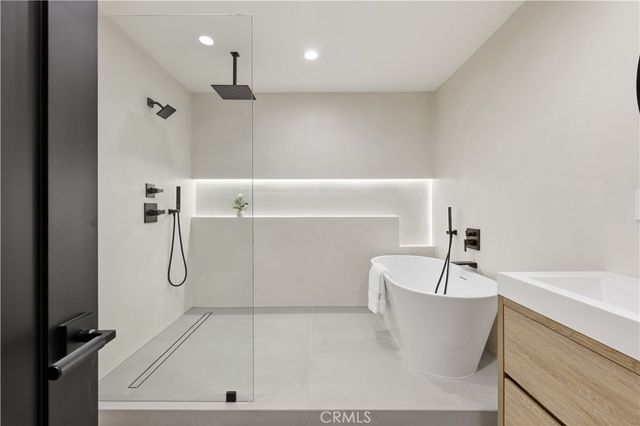4615 El Caballero Drive, Tarzana, CA 91356