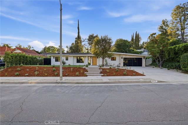 4615 El Caballero Drive, Tarzana, CA 91356