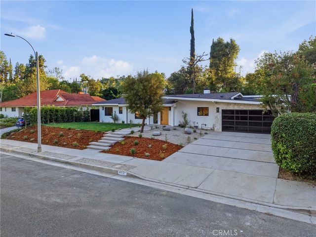 4615 El Caballero Drive, Tarzana, CA 91356