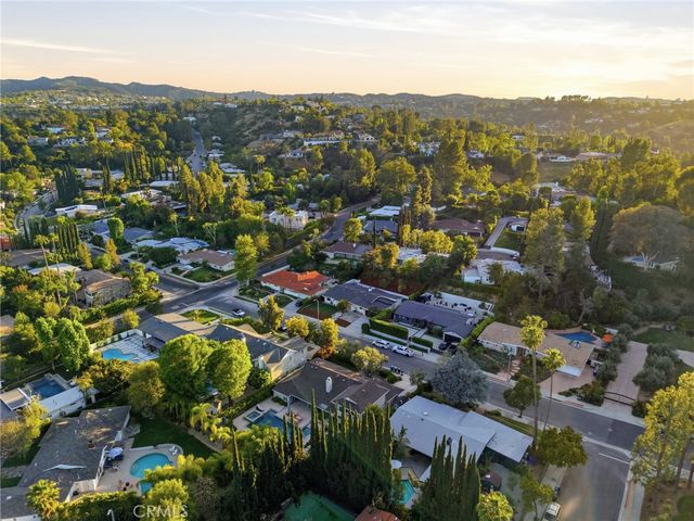 4615 El Caballero Drive, Tarzana, CA 91356