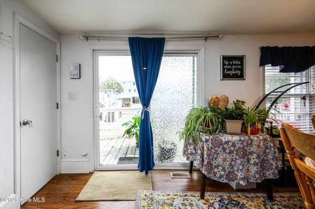 402 Hodges Street, Oriental, NC 28571