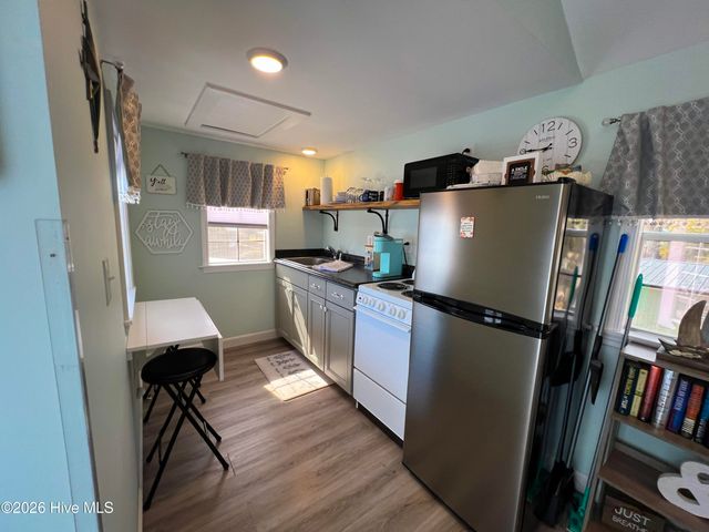 402 Hodges Street, Oriental, NC 28571