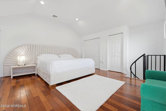 10 Minturn Road, Toms River, NJ 08753