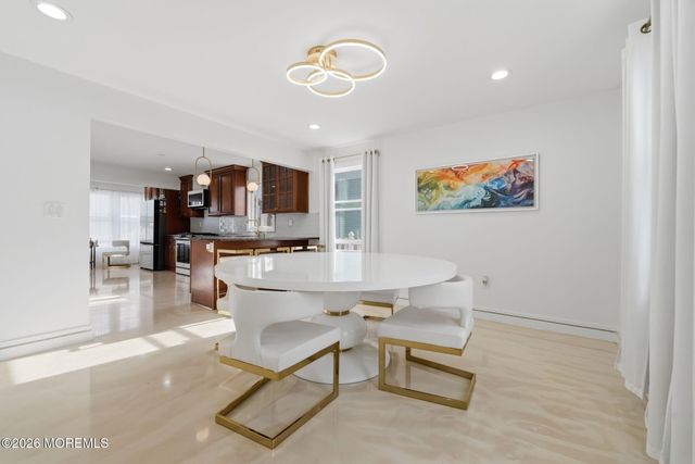 10 Minturn Road, Toms River, NJ 08753