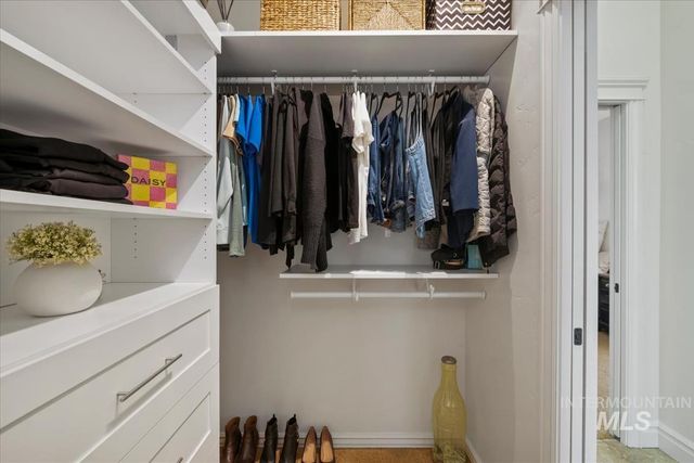 3129 S Silvertip Ln, Meridian, ID 83642