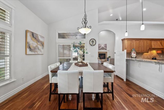 3129 S Silvertip Ln, Meridian, ID 83642