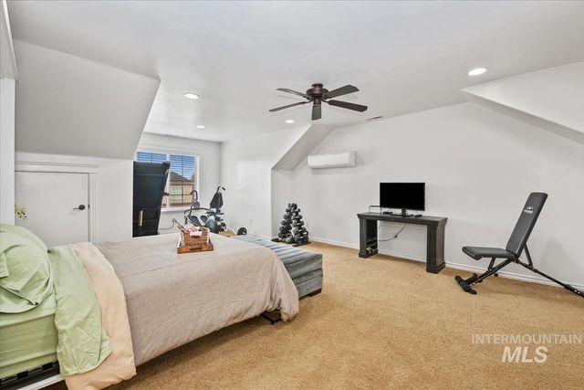 3129 S Silvertip Ln, Meridian, ID 83642