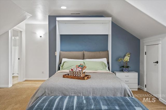 3129 S Silvertip Ln, Meridian, ID 83642