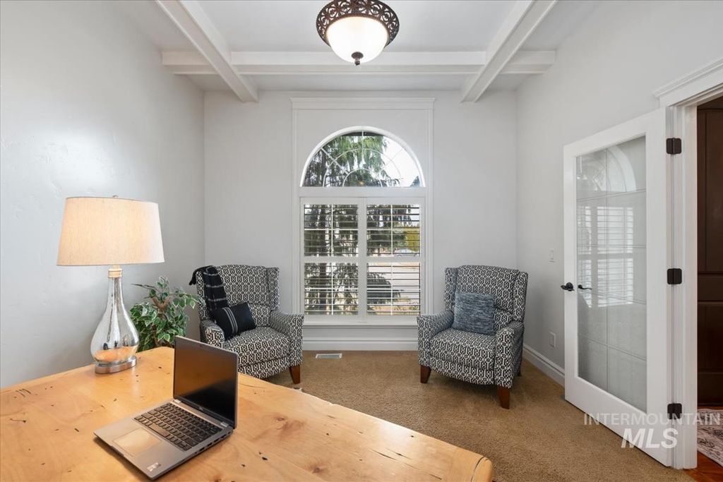 3129 S Silvertip Ln, Meridian, ID 83642