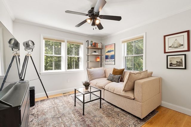 36 Indian Camp Lane D, Lincoln, MA 01773