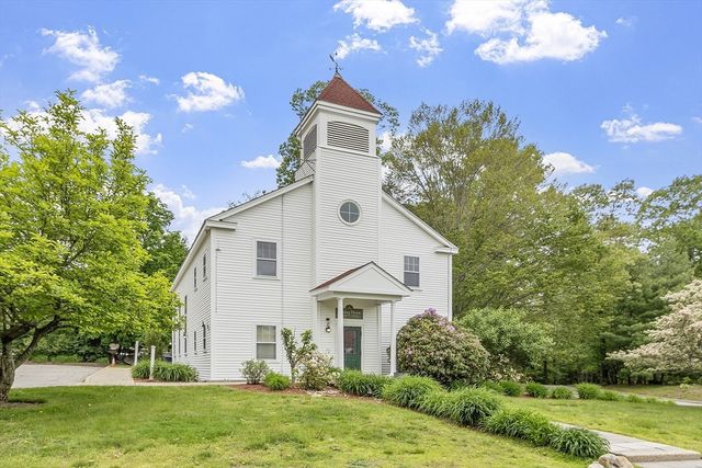 36 Indian Camp Lane D, Lincoln, MA 01773