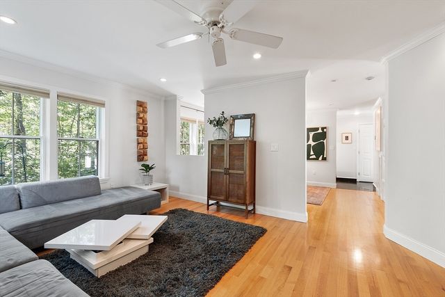 36 Indian Camp Lane D, Lincoln, MA 01773