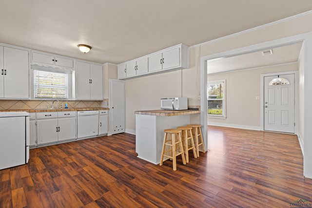 1505 DUDLEY DR., Kilgore, TX 75662