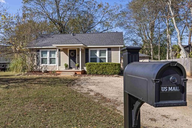 1505 DUDLEY DR., Kilgore, TX 75662