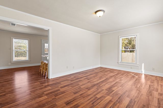 1505 DUDLEY DR., Kilgore, TX 75662