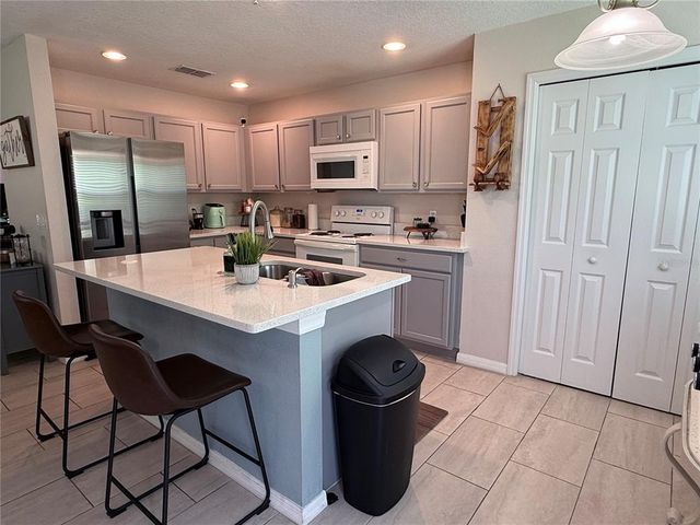247 GLOWING PEACE LANE 79, Orlando, FL 32824