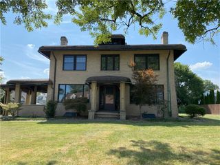 2003 Highland Avenue, New Castle, PA 16105