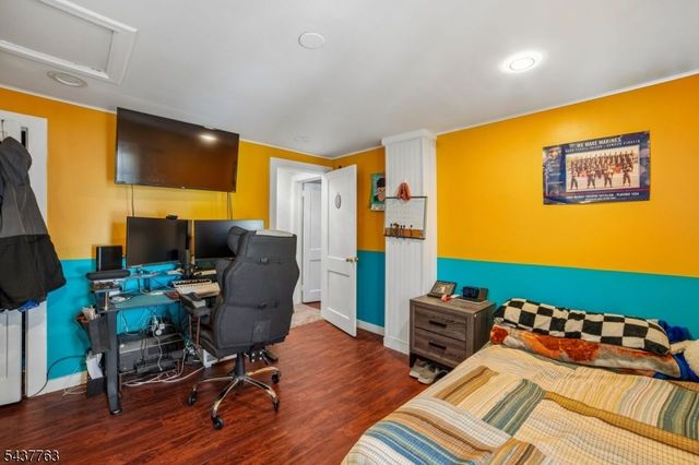 37 Stoll St, Netcong Boro, NJ 07857