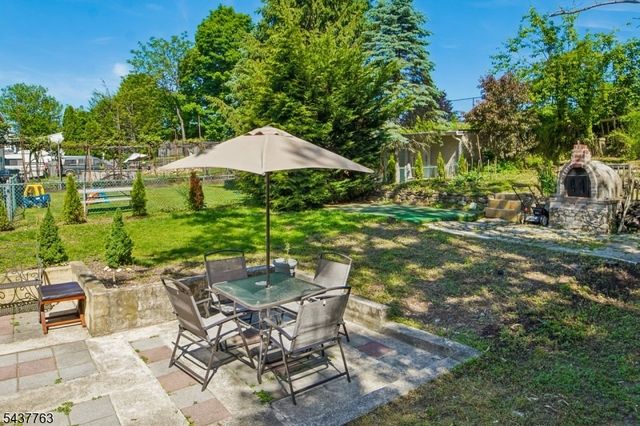 37 Stoll St, Netcong Boro, NJ 07857