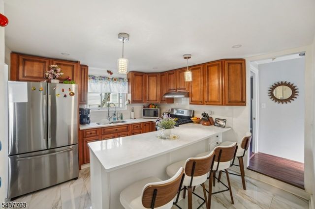 37 Stoll St, Netcong Boro, NJ 07857