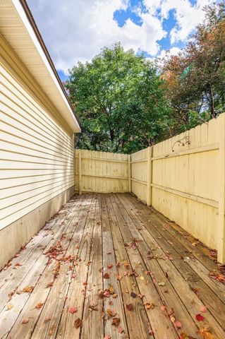 16 Westbrook Rd, Worcester, MA 01602