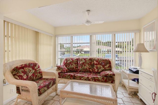 5066 Lakefront Boulevard B, Delray Beach, FL 33484