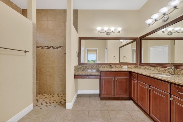 10131 LAKE MIONA WAY, Oxford, FL 34484