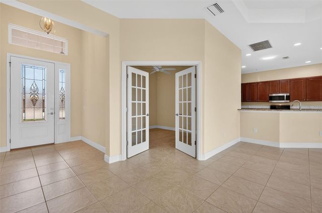 10131 LAKE MIONA WAY, Oxford, FL 34484
