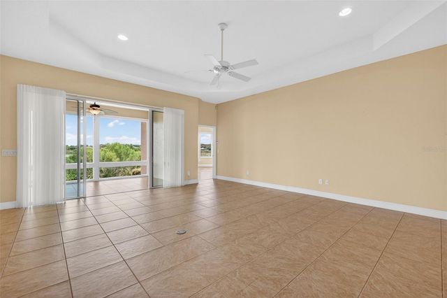 10131 LAKE MIONA WAY, Oxford, FL 34484